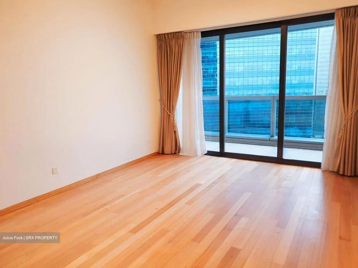 Marina Bay Residences (D1), Condominium #616601991